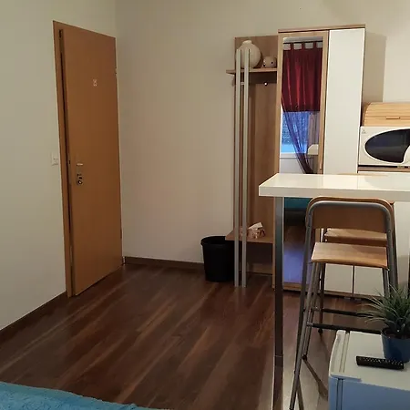 D'hote Les Lavandieres Privatunterkunft *